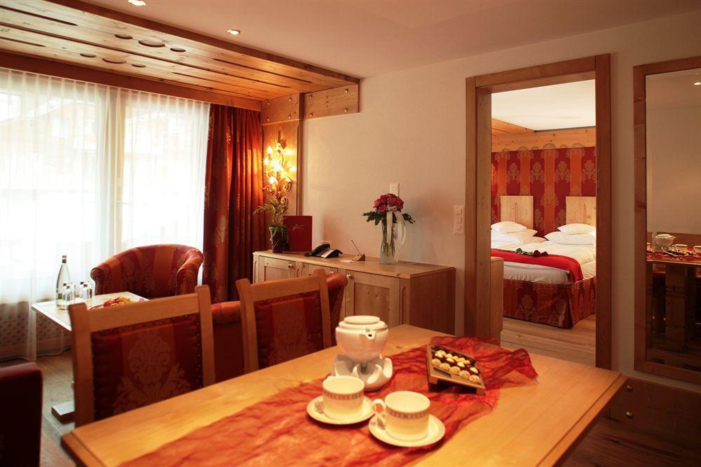 Walliserhof Grand-Hotel & Spa Relais & Chateaux Зас-Фе Номер фото