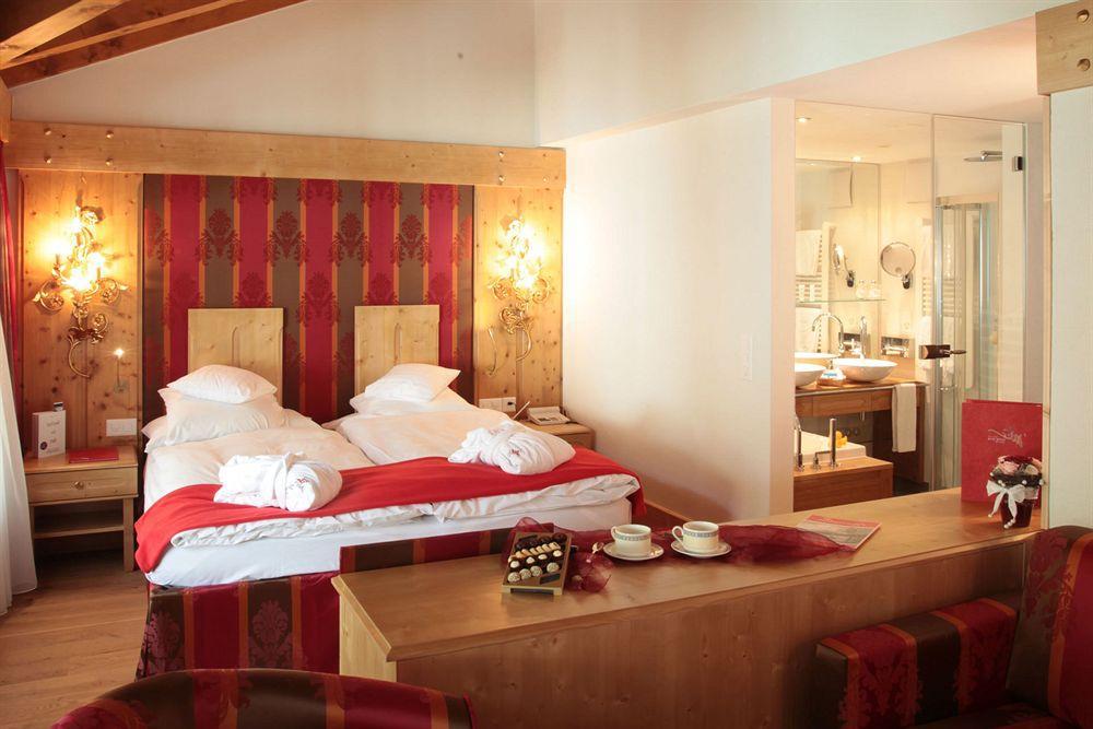 Walliserhof Grand-Hotel & Spa Relais & Chateaux Зас-Фе Экстерьер фото